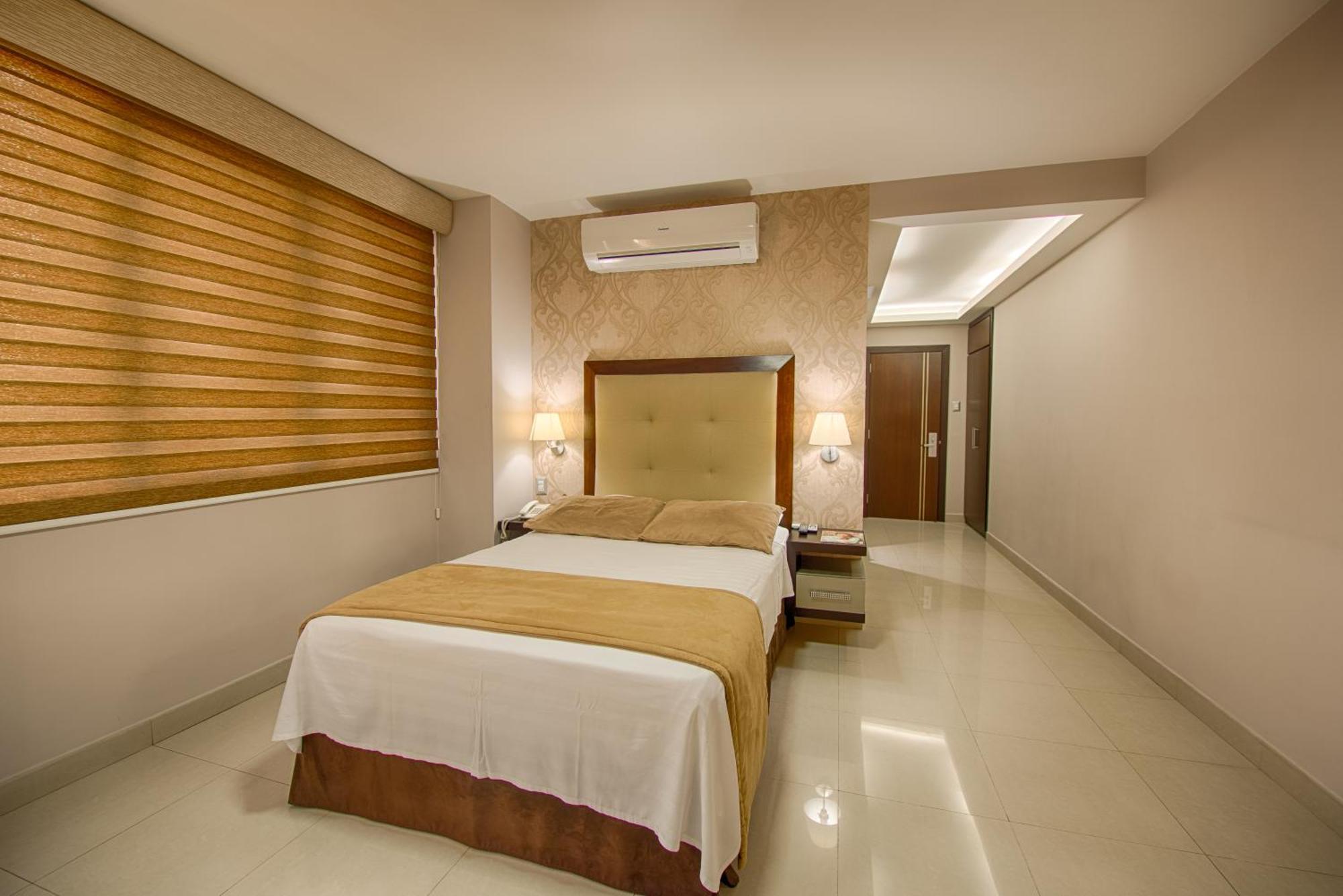 Hotel Veuxor Machala Bagian luar foto